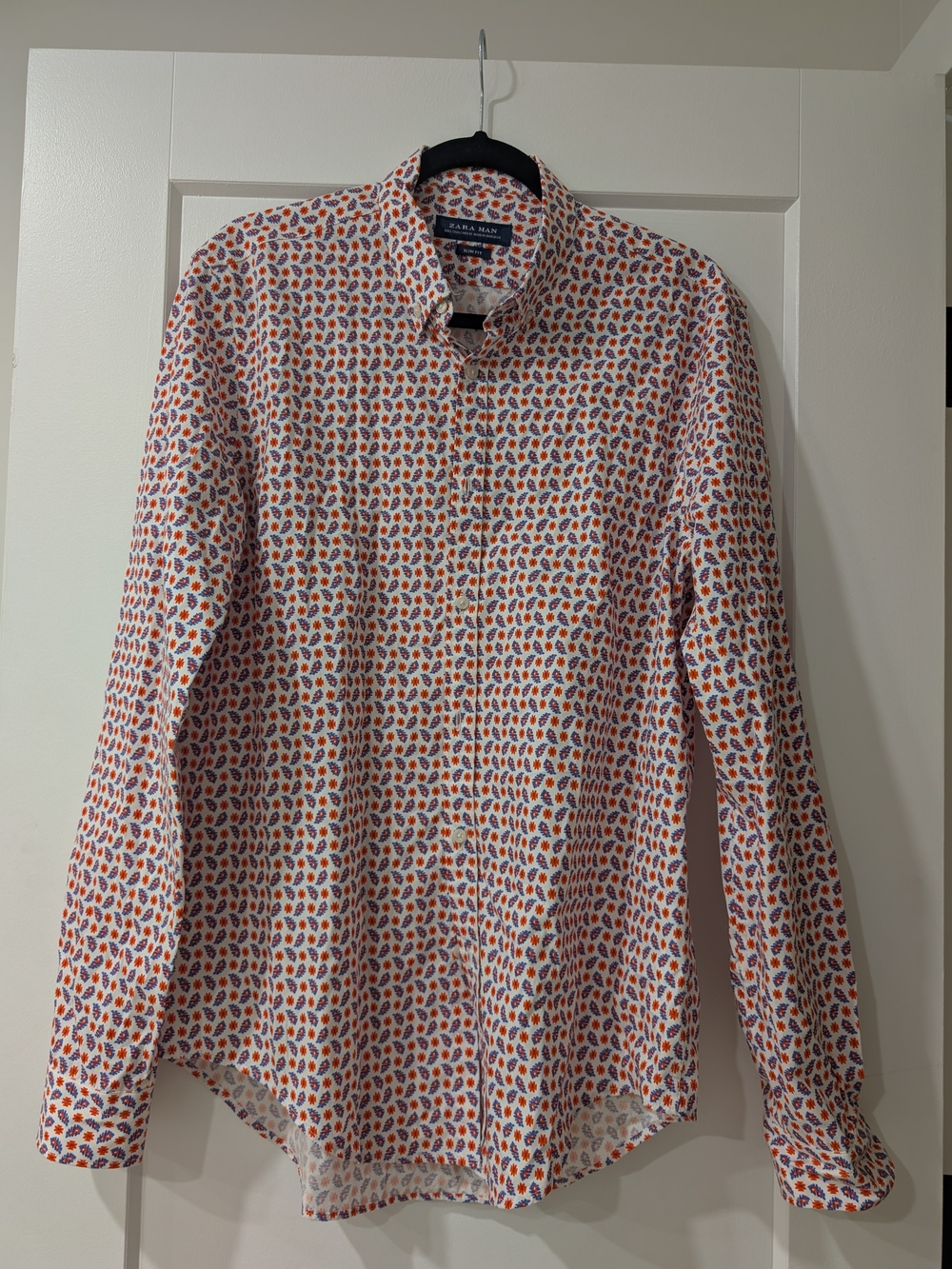 Zara White Button-Down Shirt with Red and Blue Paisley Print